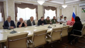 В Хасавюрте почтили память Магарама Абугаджиева и вручили его семье орден Мужества