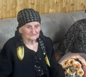 Жительница Сулейман-Стальского района отметила 100-летний юбилей в преддверии Дня семьи, любви и верности