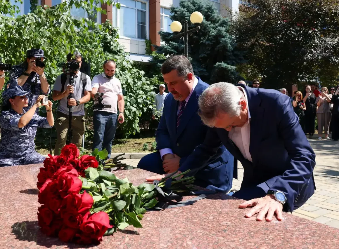 В Махачкале почтили память Героя России Магомеда Нурбагандова