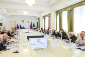Совет старейшин Дагестана готовит расширенный съезд - Фёдор Щукин заявил о важности диалога с обществом