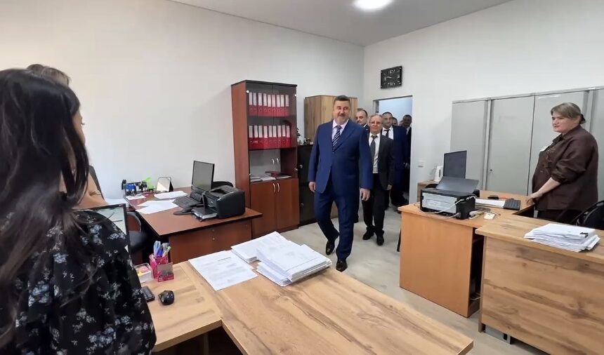 В Буйнакске открыли современное здание для мировых судей