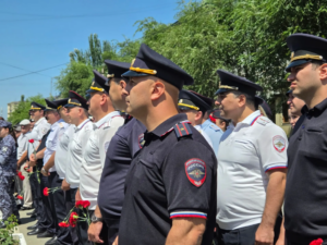 В Каспийске почтили память Героя России Магомеда Нурбагандова спустя десять лет после его подвига
